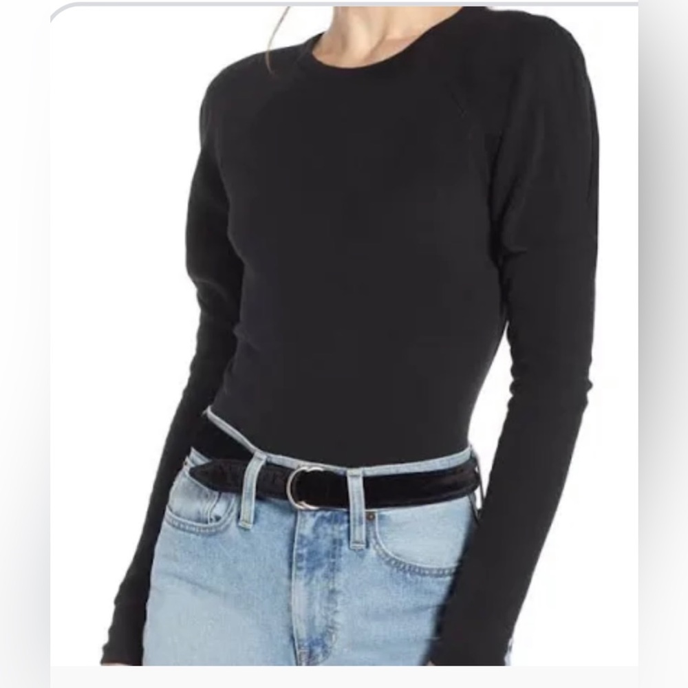 Something Navy XS black puff sleeve tshirt